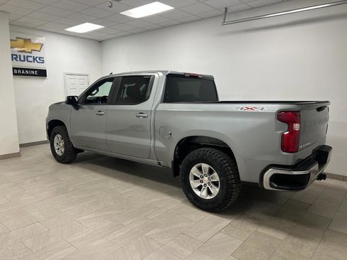 Used 2025 Chevrolet Silverado 1500 LT image 9