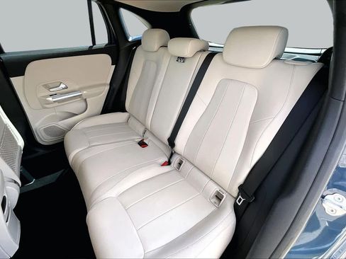 Used 2022 Mercedes-Benz GLA 250 image 19