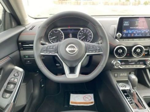 New 2025 Nissan Sentra SV image 15