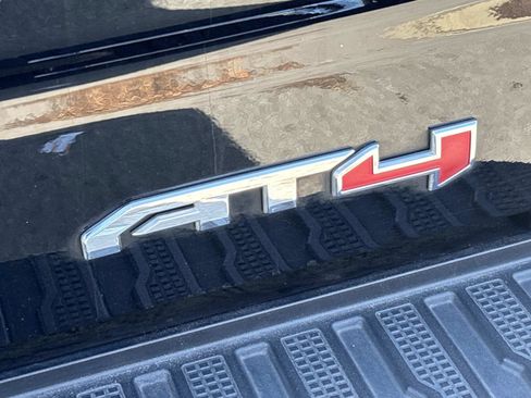 Used 2021 GMC Sierra 1500 AT4 image 32