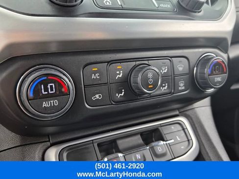 Used 2023 GMC Acadia SLE w/ Driver Convenience Package FWD image 22