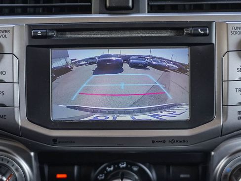 Used 2018 Toyota 4Runner SR5 RWD image 22