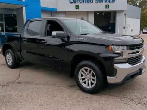 Used 2022 Chevrolet Silverado 1500 LT image 2