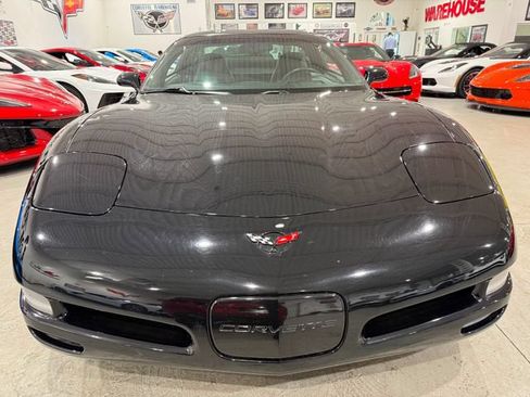 Used 1999 Chevrolet Corvette Coupe w/ Roof Pkg RWD image 8