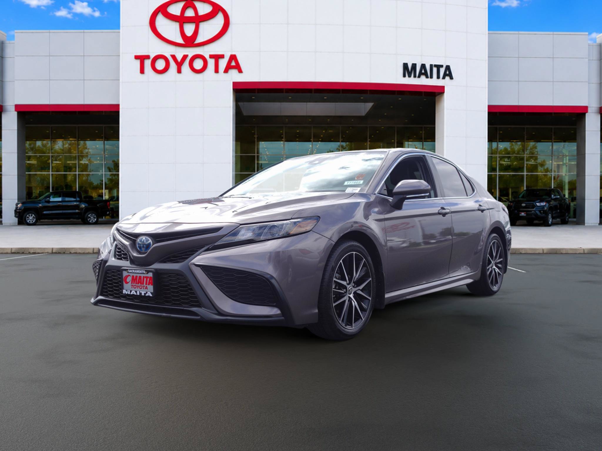 Used 2022 Toyota Camry SE FWD image 7