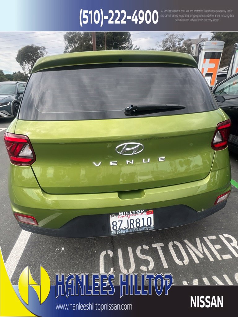 Used 2022 Hyundai Venue SE FWD image 5