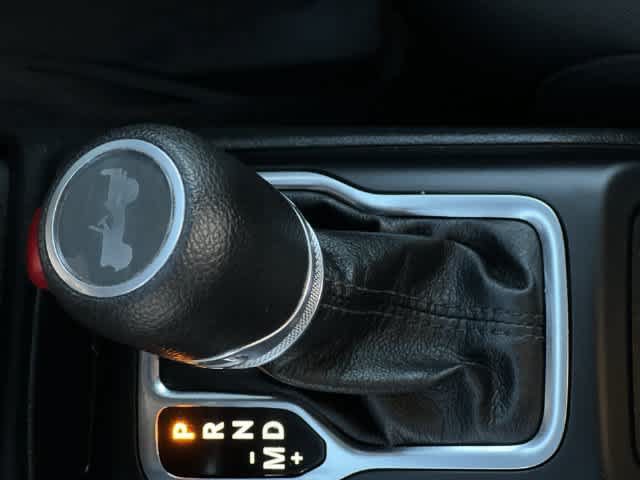 Used 2022 Jeep Wrangler Sport AWD/4WD image 16