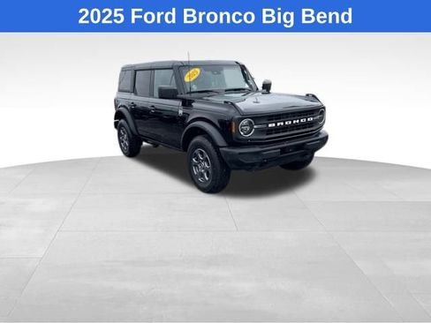 Used 2025 Ford Bronco Big Bend image 2