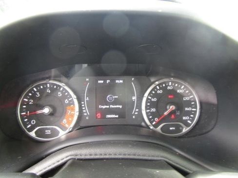 Used 2022 Jeep Renegade Sport w/ Sport Appearance Group image 17