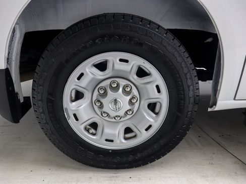 Used 2018 Nissan NV 2500 SV RWD image 27