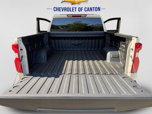 New 2026 Chevrolet Silverado 1500 RST w/ RST Select Package AWD/4WD image 17