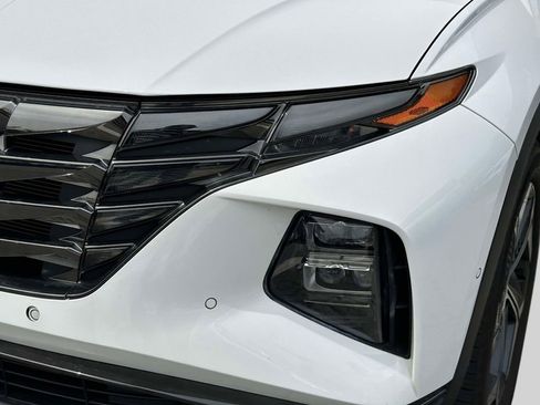 Certified 2023 Hyundai Tucson Limited AWD/4WD image 7