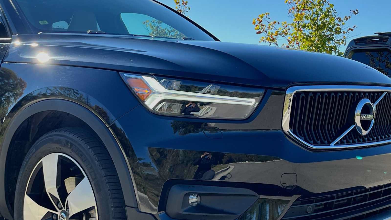 Used 2022 Volvo XC40 T5 Momentum w/ Premium Package AWD/4WD image 21