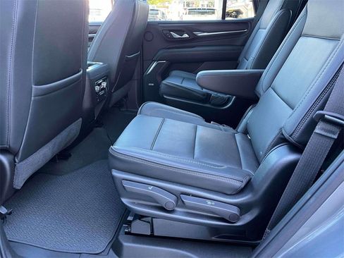 Used 2021 GMC Yukon Denali image 16