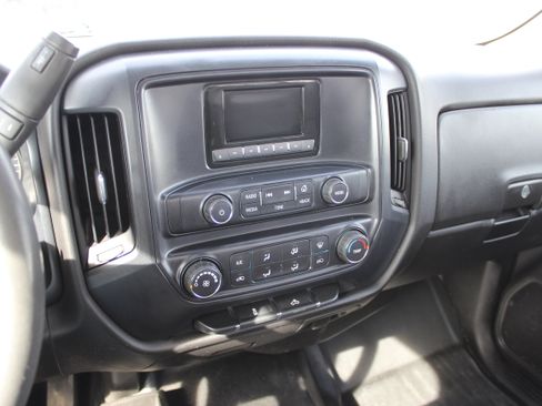 Used 2015 Chevrolet Silverado 2500 W/T AWD/4WD image 5