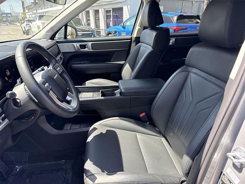 Used 2025 Hyundai Santa Fe SEL AWD/4WD image 17