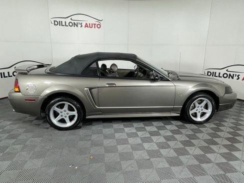Used 2001 Ford Mustang Cobra image 9