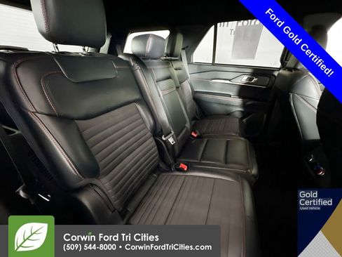 Certified 2025 Ford Explorer ST-Line w/ ST-Line Street Pack image 18