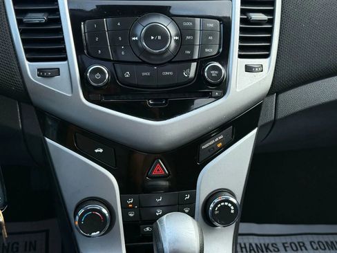 Used 2016 Chevrolet Cruze LT w/ Sun And Sound Package image 31