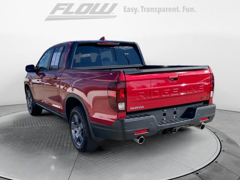 Certified 2025 Honda Ridgeline TrailSport image 6