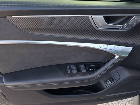 Used 2022 Audi RS 6 w/ Carbon Optic Package image 19