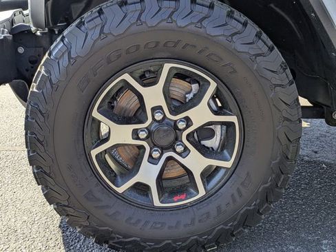 Used 2021 Jeep Wrangler Unlimited Rubicon image 12