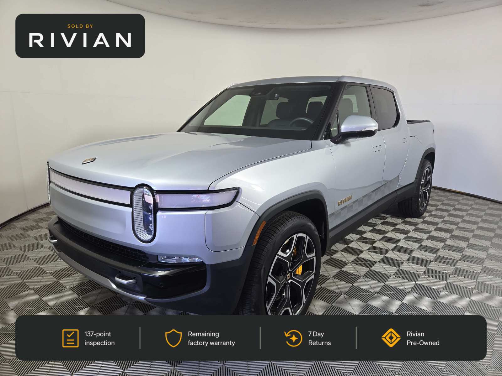 Used 2022 Rivian R1T Adventure AWD/4WD image 1