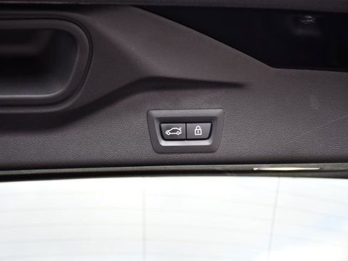 Used 2020 BMW X5 M50i w/ Premium Package image 31