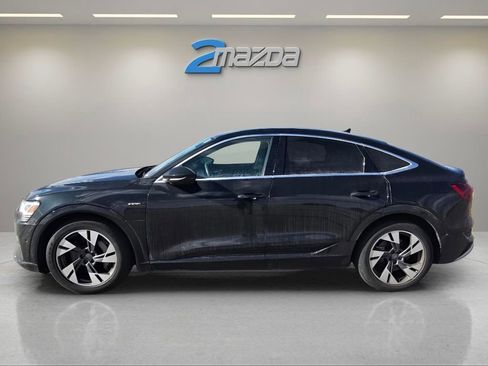 Used 2020 Audi e-tron Premium Plus image 2