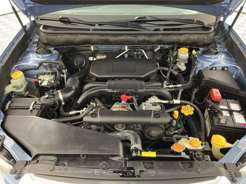 Used 2010 Subaru Outback 2.5i Premium AWD/4WD image 26