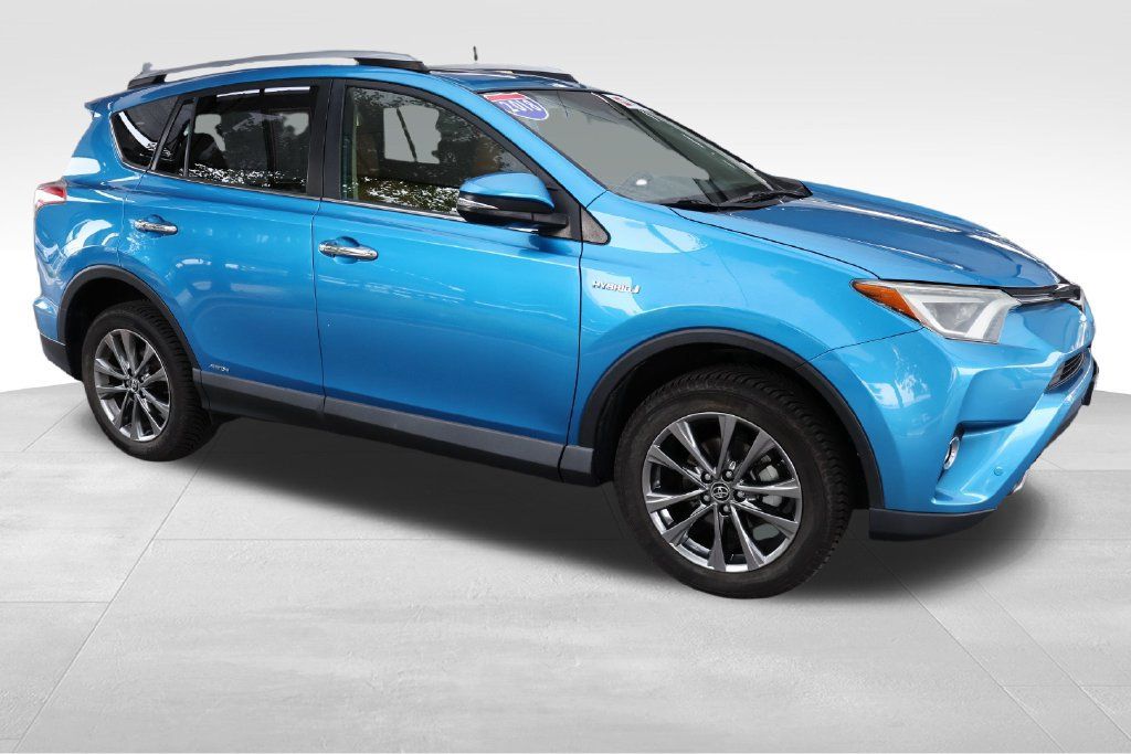 Certified 2018 Toyota RAV4 Limited w/ Advanced Technology Package AWD/4WD image 19