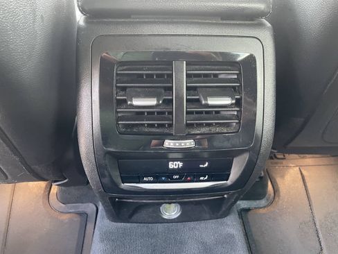 Used 2019 BMW X3 xDrive30i w/ Driving Assistance Package AWD/4WD image 10