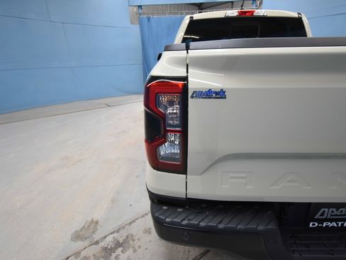 New 2025 Ford Ranger Lariat w/ Black Appearance Package image 36