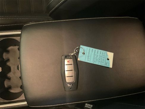 Used 2024 Mitsubishi Outlander SE image 31