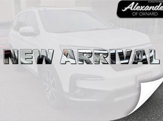 Used 2020 Honda Pilot Touring image 1