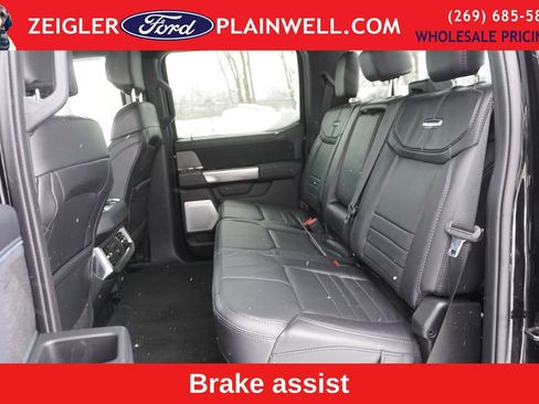 Used 2025 Ford F450 Platinum image 12