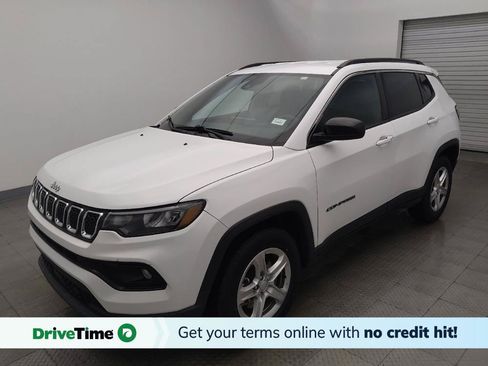 Used 2023 Jeep Compass Latitude AWD/4WD image 1