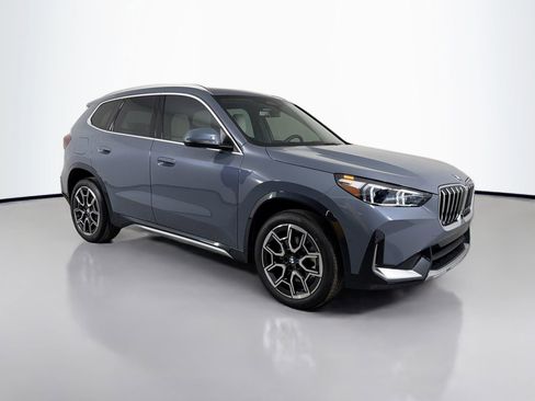 New 2026 BMW X1 xDrive28i w/ Technology Package image 3