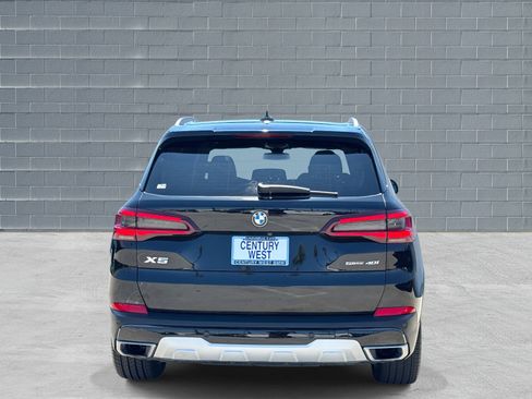 Certified 2022 BMW X5 sDrive40i w/ Premium Package image 4