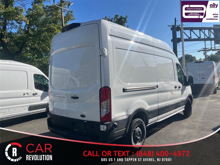 Used 2025 Ford Transit 250 148 High Roof RWD image 5