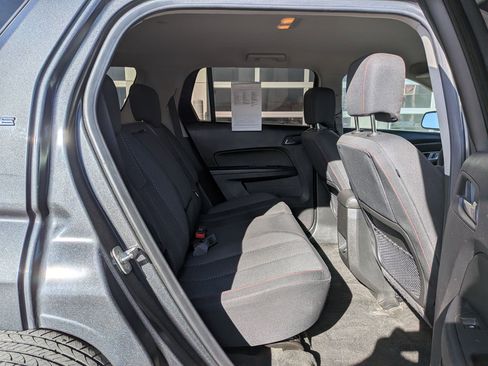 Used 2017 GMC Terrain SLE image 32