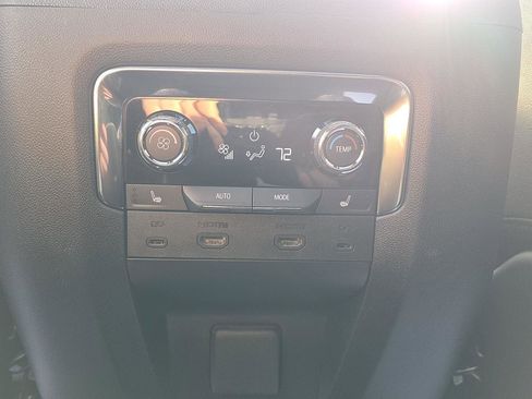 New 2025 Chevrolet Tahoe Premier image 21