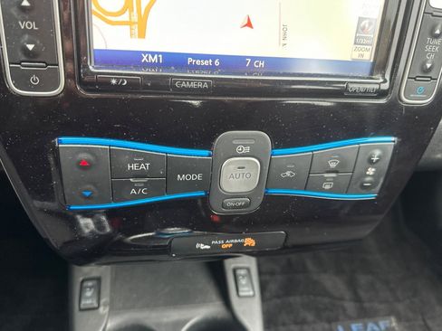 Used 2013 Nissan Leaf SV w/ LED & Quick Charge Pkg image 27