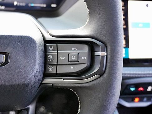 New 2026 Jeep Cherokee Laredo AWD/4WD image 37
