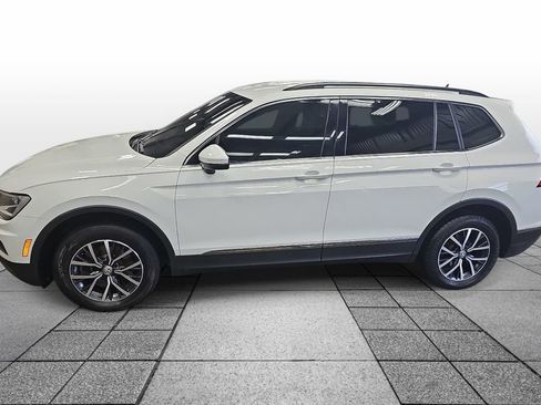 Used 2020 Volkswagen Tiguan SE image 8