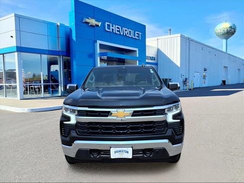 Used 2023 Chevrolet Silverado 1500 LT image 9