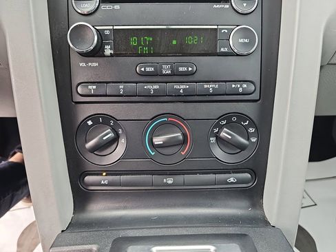 Used 2008 Ford Mustang GT Premium image 25