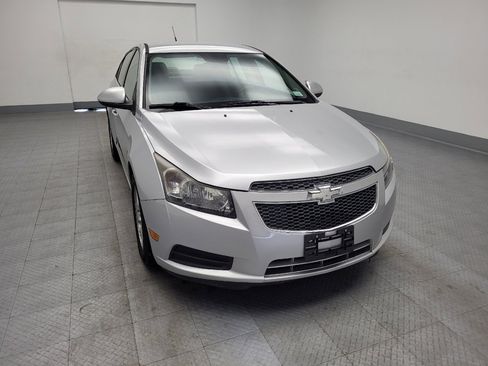 Used 2014 Chevrolet Cruze LT image 14