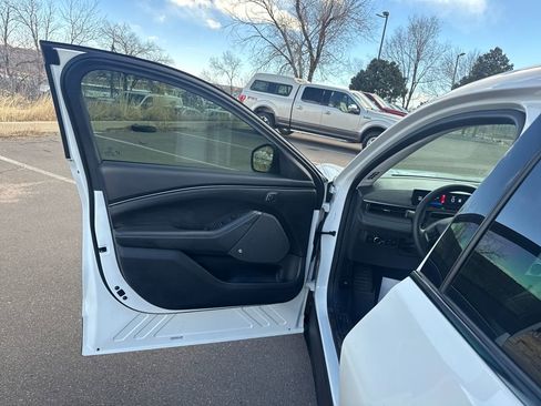 Certified 2024 Ford Mustang Mach-E Premium image 10