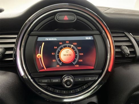 Used 2019 MINI Cooper 2-Door Hardtop FWD image 16